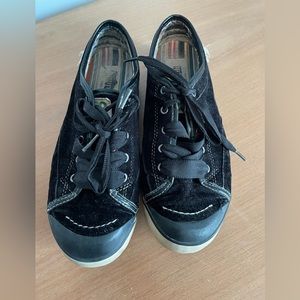 Simple black velvet sneakers.  Size 10.